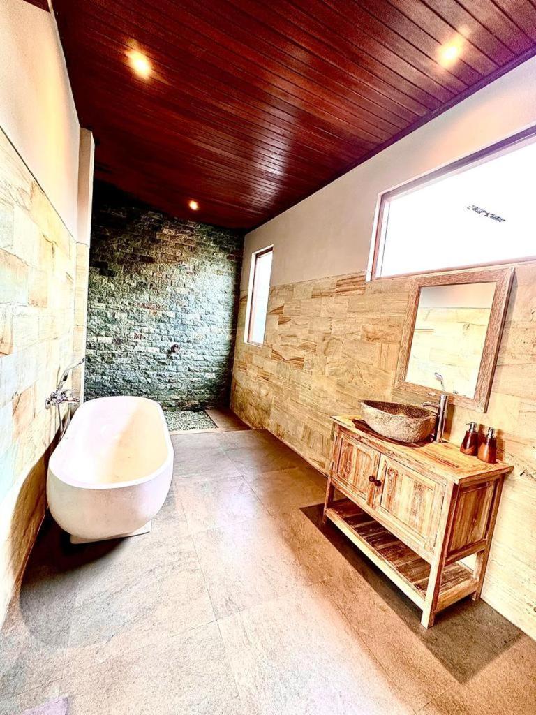 The Madawa Suites Ubud Esterno foto