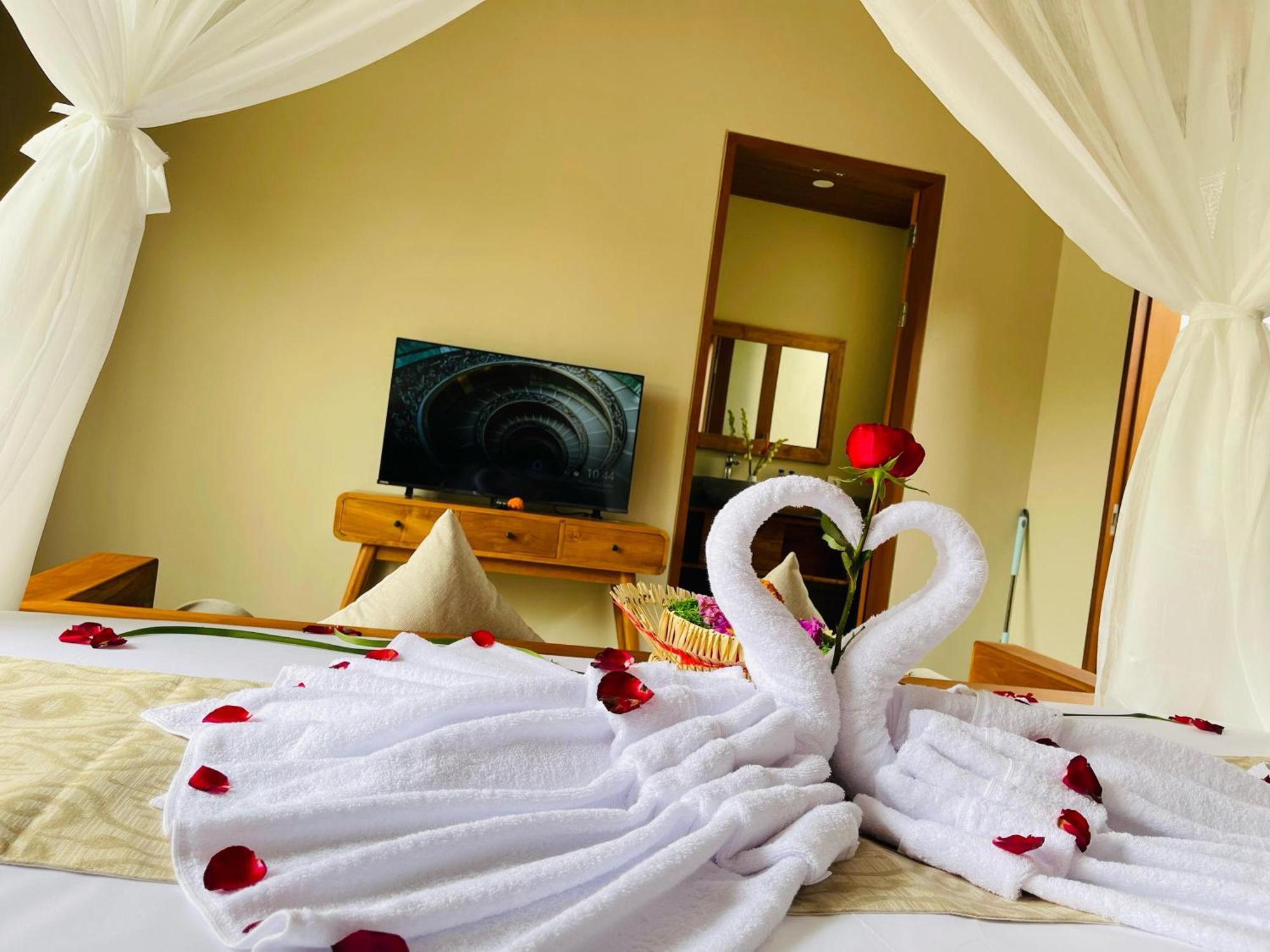 The Madawa Suites Ubud Esterno foto